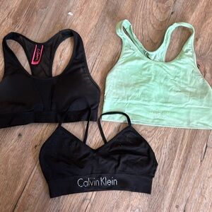 Sports bras, 3 piece